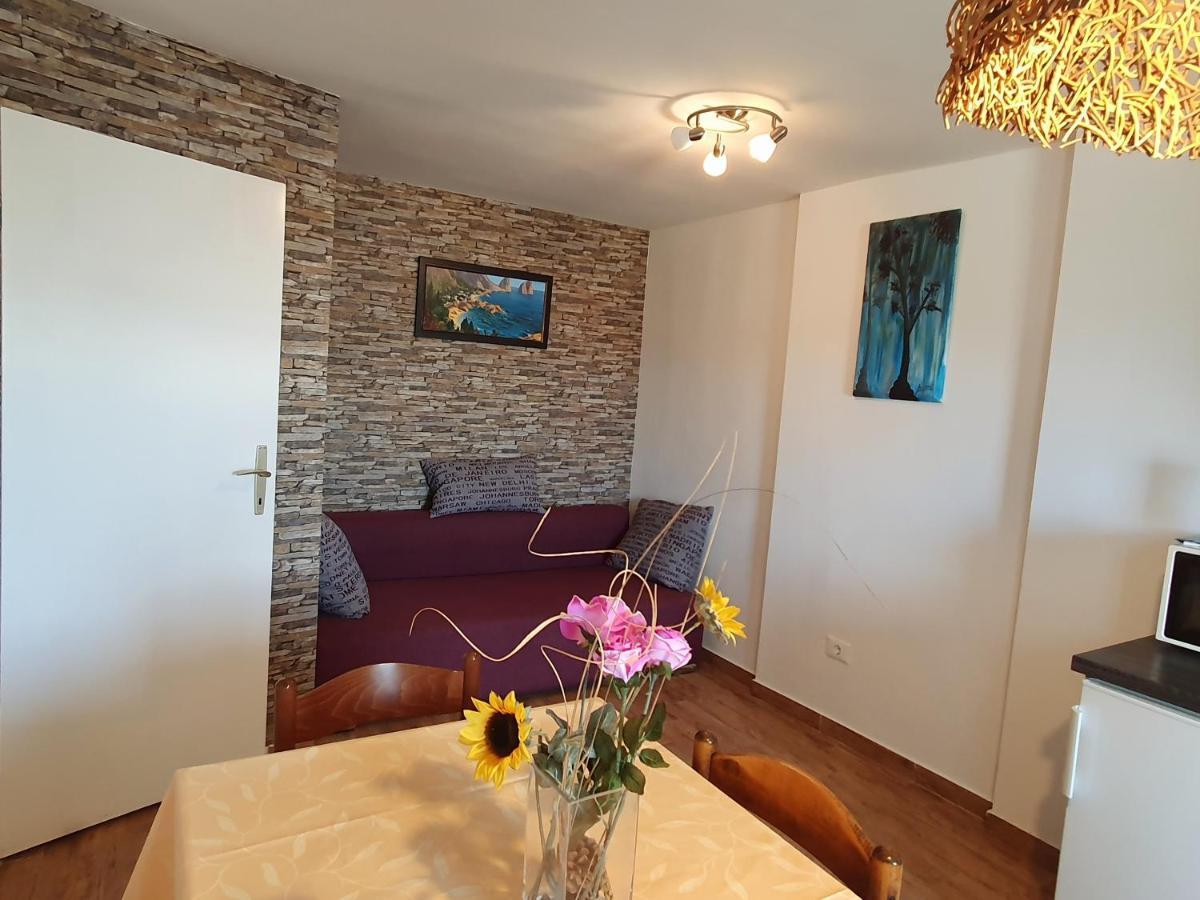 Apartments Kiwi Rovinj Ngoại thất bức ảnh