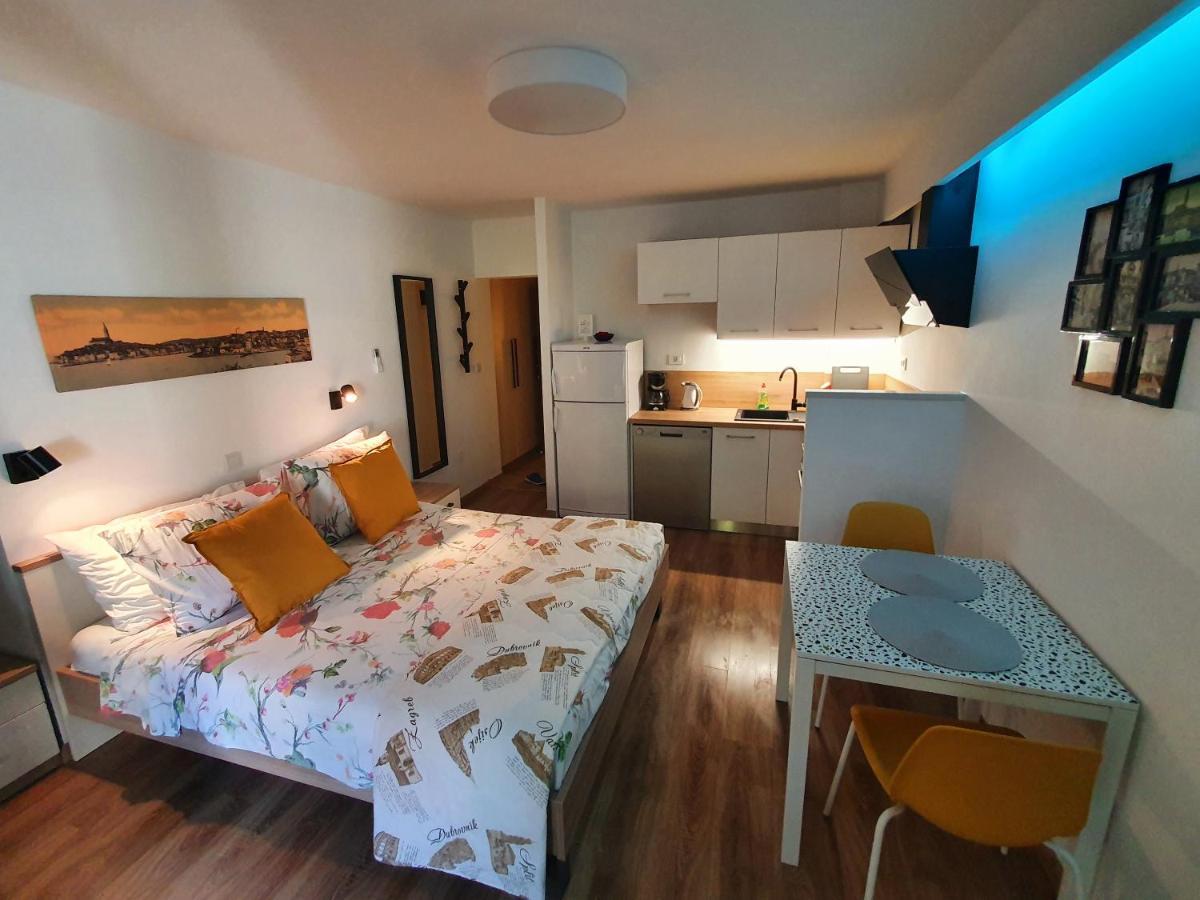 Apartments Kiwi Rovinj Ngoại thất bức ảnh